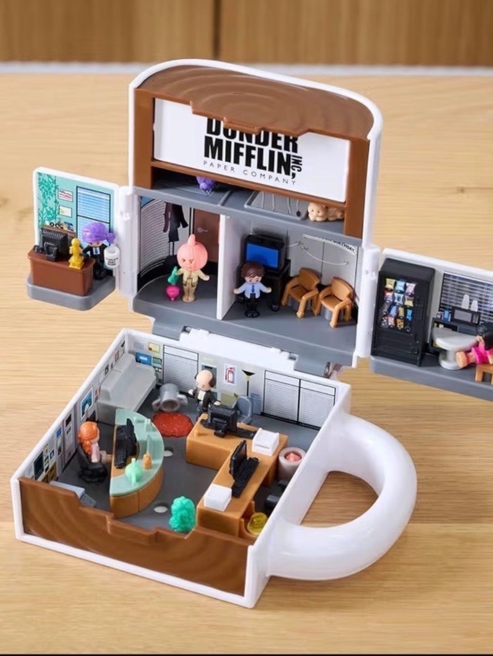 Polly Pocket Collector The Office Miniature Playset with World's Best Boss Mug - Picture 2 of 6